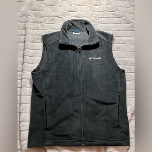 Columbia black fleece vest